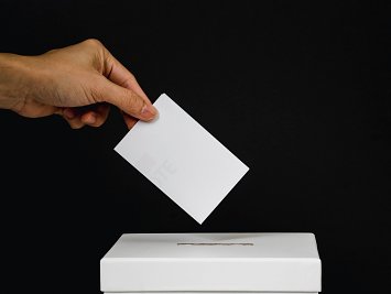 Ústavný súd SR rozhodol o súlade predmetu referenda s ústavou