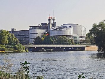 JUDIKATÚRA: Záväznosť právneho názoru a rozhodnutia Európskeho súdu pre ľudské práva