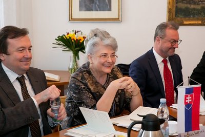 Najvy&scaron;&scaron;&iacute; s&uacute;d ČR nav&scaron;t&iacute;vila predsedn&iacute;čka Najvy&scaron;&scaron;ieho s&uacute;du SR
