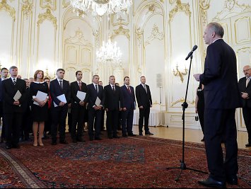 Andrej Kiska vymenoval profesorov vysokých škôl. Štyroch aj v odbore právo