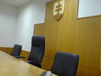 CSP: Absencia odvolacích dôvodov; prípustnosť odstránenia vady odvolania z vlastnej iniciatívy odvolateľa