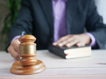 Povaha sťažnosti proti rozhodnutiu vyššieho súdneho úradníka podľa CSP